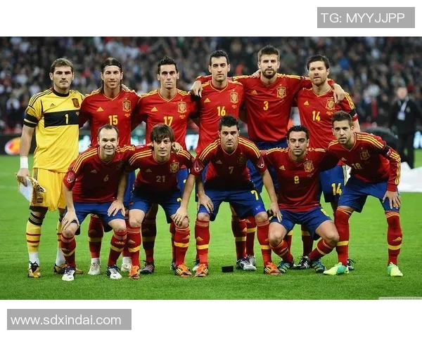 西班牙与罗马尼亚足球阵容对比分析及战术解析
