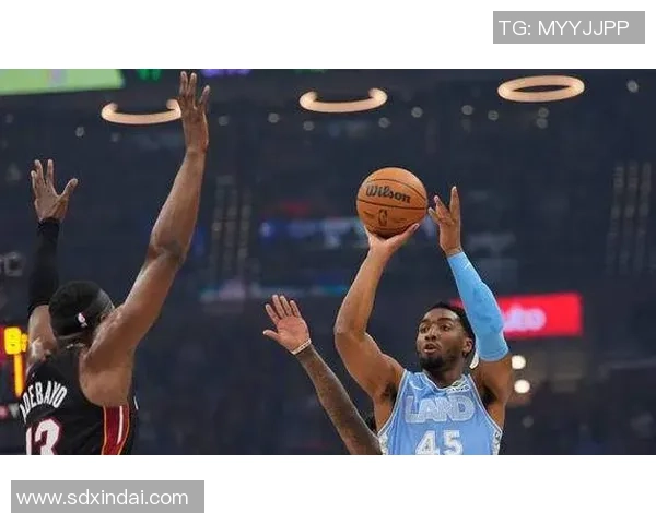 骑士与步行者激战四月十五日争夺季后赛席位的关键对决